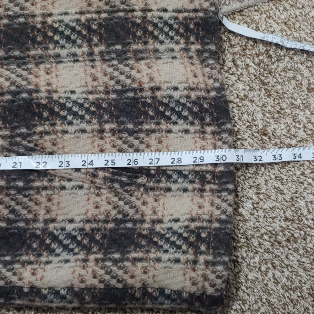 VTG Woolrich Parka Women's Fur Hood Plaid Coat Size Large - Picture 8 of 10